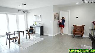 Stepsiblings Katie Kush And David Lee In Hot Fuck Sesh With Stepmom Summer Stevens And Hookup Sophia Locke