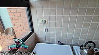 Madura venezolana invited me to a trio with her lesbian friend and we explored new pleasures together