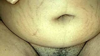 Webcam Ebony Milf Masturbates Hairy Big Pussy to Wet Orgasm