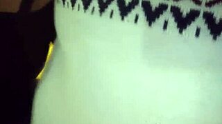 Wow, harassing big-ass mature in Lima streets at paradero part one!