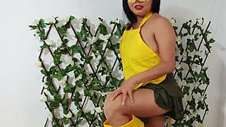 Hey, sex with the vegetable vendor she didnt have any change so we ended up fucking standing up at her workplace?