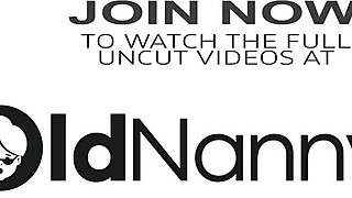 גילף בריטית שמנה בלונדינית לייסי סטאר עוברת דוגיסטייל אינטנסיבי גס עם מארק קיי על המיטה