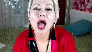 Webcam Slut Aimeeparadise Masturbates With Dildo In Mature Solo Show For Artful Orgasm