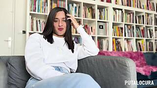 Joven Venezolana Alice Biancci Traga Lefa De Torbe En Entrevista Caliente Con Mamada Profunda Y Sexo En Cowgirl