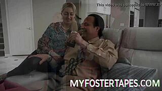 אני מועמדת אסייתית לאימוץ אריה סקיי מתרגשת ממישה מינקס ובעלה בסצנת סקס טייפ מלאה