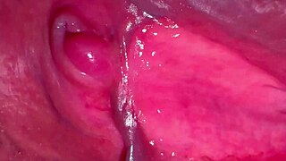 oh man, like this amateur pink pussy after 275 days since losing virginity, wet and shaved from homemade couple licking