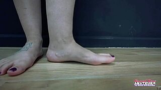 Busty Brunette Milf Carmen Valentina Milks Cock with Deepthroat and Rimjob