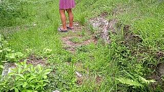 Outdoor sex with chubby milf deepthroat sucking cock