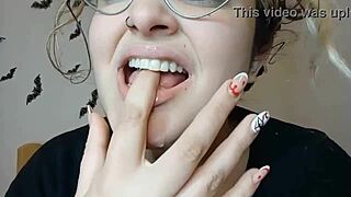 new fetish queen emerges with style