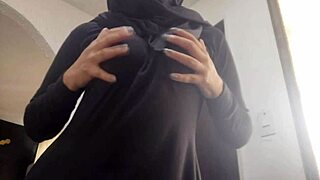 Arab Milf in Niqab and Hijab Masturbates Her Squirting Pussy to a Rough Orgasm on Webcam