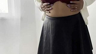 I love giving hot JOI with dirty talk as a horny milf.