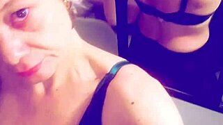 milf mature sophie for your pleasure