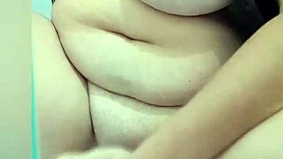 Blonde milf with big natural tits and nipples does solo anal and squirt for higor machado