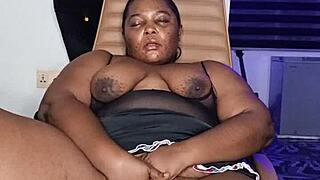 lonely horny housewife mara exotic spreads big pussy lips for solo squirting masturbation