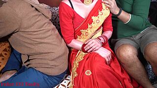 Indian desi stepmom engages in dirty talk during hindi xxx encounter with mommy role