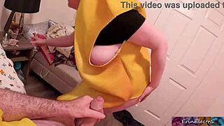 Stepmom offers curvy ass for halloween creampie fun