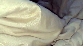 Colombian Stepdaughter's Big Ass Tempts Horny Stepson Awake