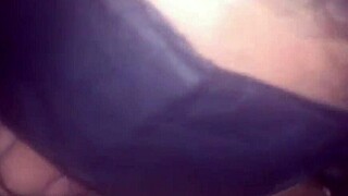 Street puta gulps down hot piroca milk after deep sloppy sucking