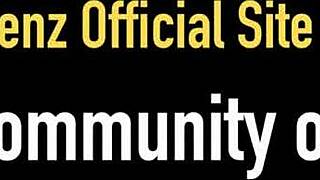 naughty whore nikkii benz fingers huge pussy drippin wet..