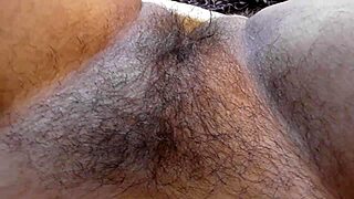 Обожаю навыки римминга от волосатой милфы