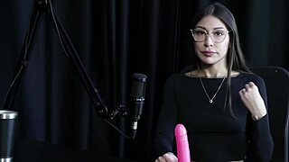 Veja Melina Khalifa's Safada Interview Full Of Putaria - Parte 5!