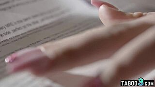 Rebel Lynn blindfolded milf welcomes husband home