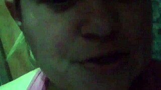 Wow, horny milf posts teen masturbation video!