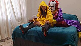 Cum whore spoons pennywise creampie from swollen pussy