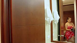 hey real estate agents, show me that apartment and your pink pussies too!