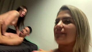 a esposa cuckquean removes condom so i ride bareback!