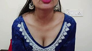 Fucking beautiful young village desi bhabhi hard tearing pussy by devar saarabhabhi6