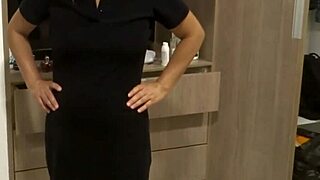 Stepmom Flashes Big Tits to Friends Begs Jerk Off Session