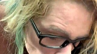 pretty glasses hooker gimme that cum... i suck every drop after deepthroat in car!!