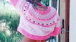 older ladies flash panties and ass cracks