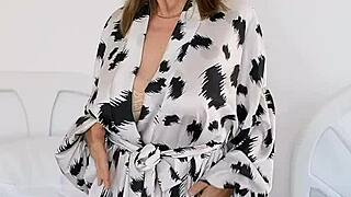 Horny Granny Opens Wet Pussy Orgasm