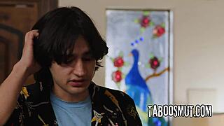 oh man, my horny redhead stepmom syren de mar rides so good...