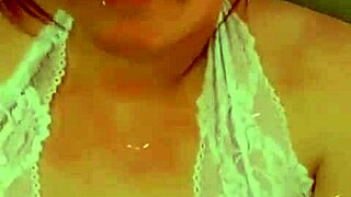 wanna see this sexy milf in lingerie?