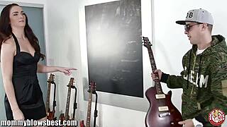 mommybb i'm suckin this young dude's huge cock so good uh