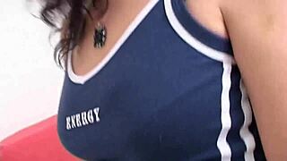 her amateur milf mouth sucks cock so good then she pees everywhere at home