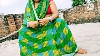 Indian Desi Bhabhi Fucks Neighbor Boy Hardcore Doggystyle