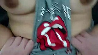 Dirty asian milf slut takes hardcore cock deep in pussy