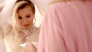 omg gorgeous bride carolina sweets tribbing pussy w granny julia ann