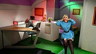 Tos Granny Nurse Tries Romulan Fuck Machine Hard