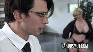 lonely housewife tempts studs to double-team her pussy