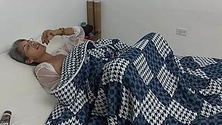 Stepsis fingers wet pussy shocked when i slip into bed