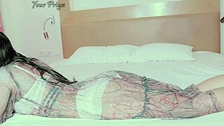 Desi maid seduces boss after scolding in hot 4k hindi fuck