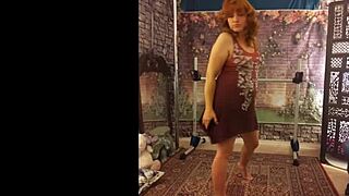 Hotwife Steffi Dances and Flashes Her Cunt