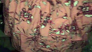 Big bootied mom waits panty-less for doggystyle creampie