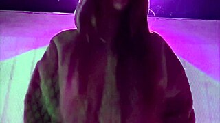 wanna watch artemisia love smoke hot outdoors?