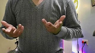 wet night forest romp: mommy's puffy pussy begs for more